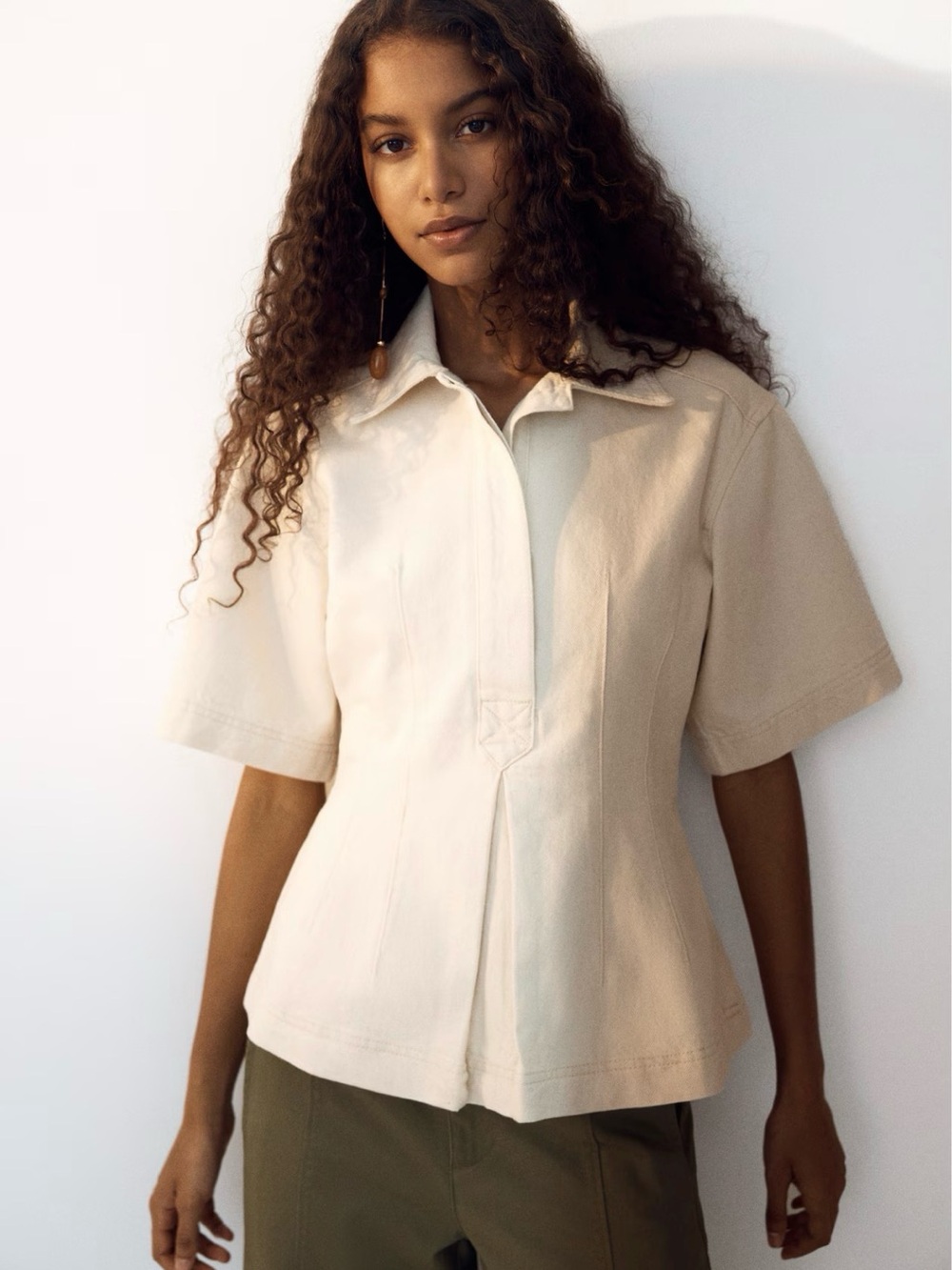 H&M Cream Short-Sleeve Button-Down Shirt